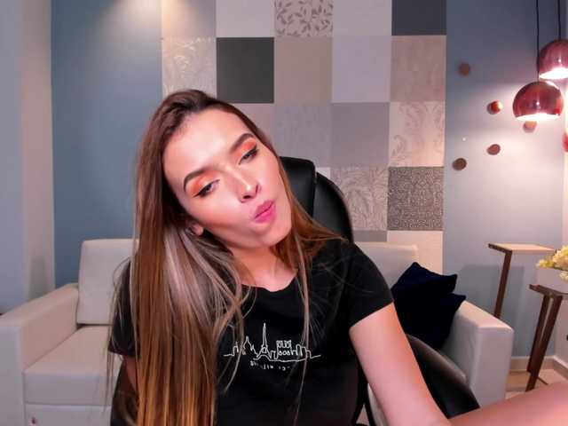 Fotografii AmberHill I can be your sweet girl, or also a rude girl and suits, tell me bby… Blowjob 99 TK // Cum show 499TK // Plug anal 666TK 773 TK ♥