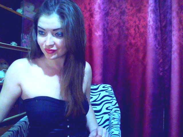 Capturi de ecran de difuzare _Amina_