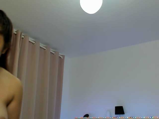 Capturi de ecran de difuzare SassyAmira
