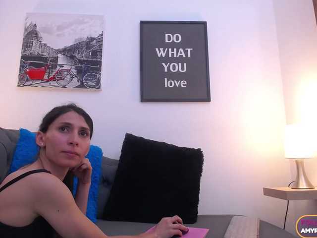 Capturi de ecran de difuzare amy-roller