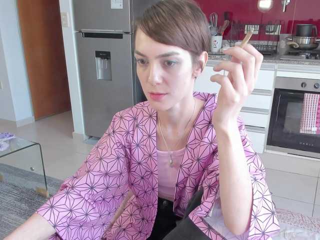 Capturi de ecran de difuzare Amy16