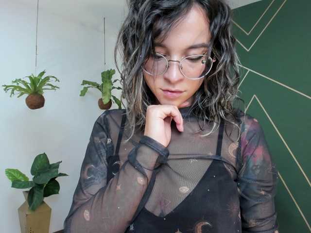 Fotografii AmyAddison I want to meet you, tell me your sexual fantasies!! play nipples0