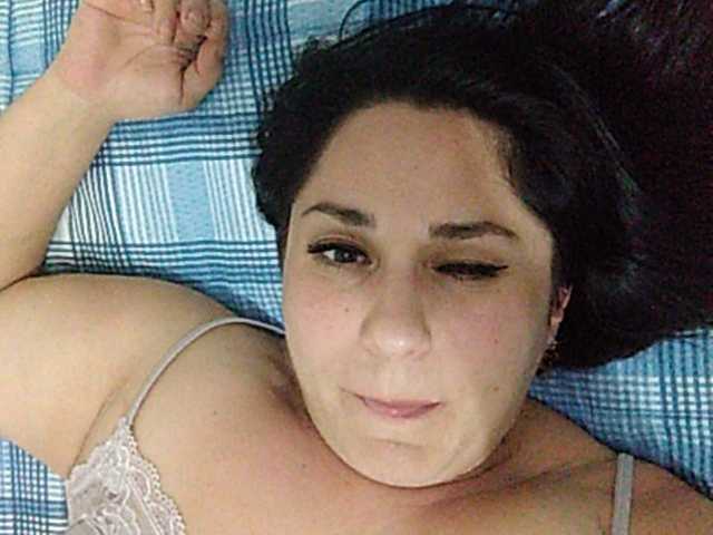 Capturi de ecran de difuzare AmyAyrton