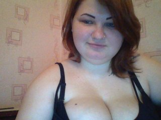 Fotografii AmyRedFox hello everyone) I will get naked in ***ping eyes) in the group chat I will play with the pussy, and in private I play with the pussy with a toy, squirt, anal) Be polite