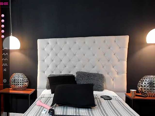 Capturi de ecran de difuzare AmyRosse1