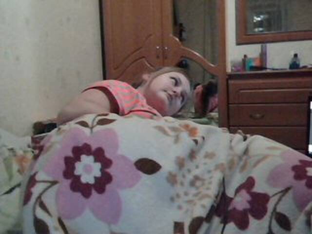 Capturi de ecran de difuzare AnabelWhite