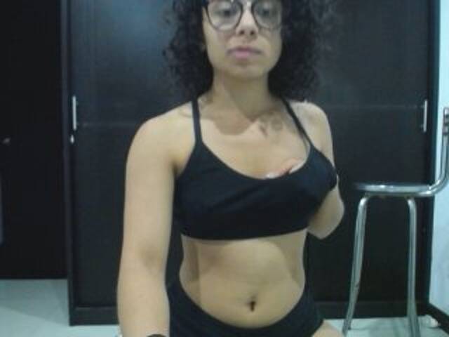 Capturi de ecran de difuzare andre-sex