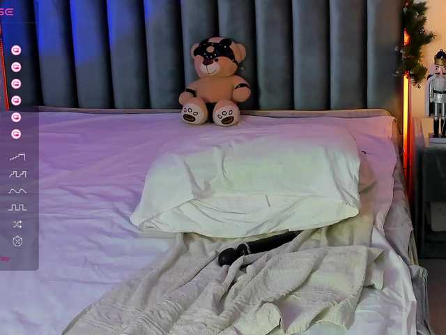 Capturi de ecran de difuzare AndreaBass