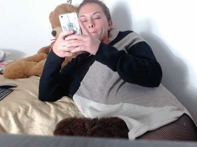 Capturi de ecran de difuzare andrearouse2