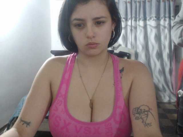 Capturi de ecran de difuzare angelaasm