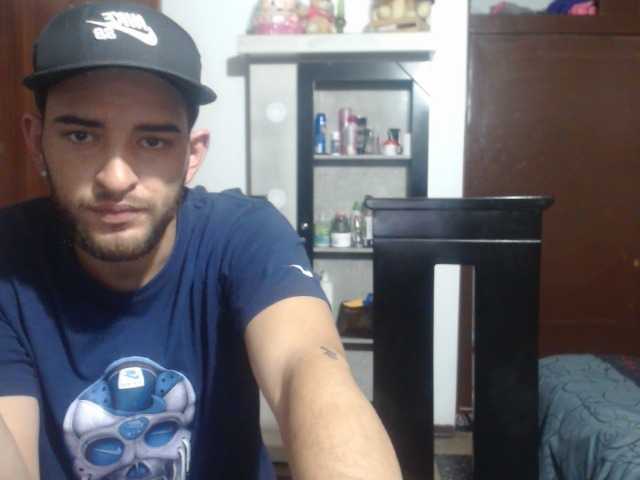 Capturi de ecran de difuzare angelaasm