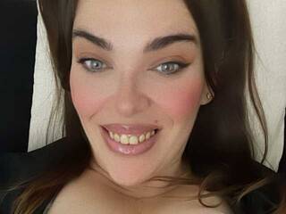 Chat video erotic AngelaEvans