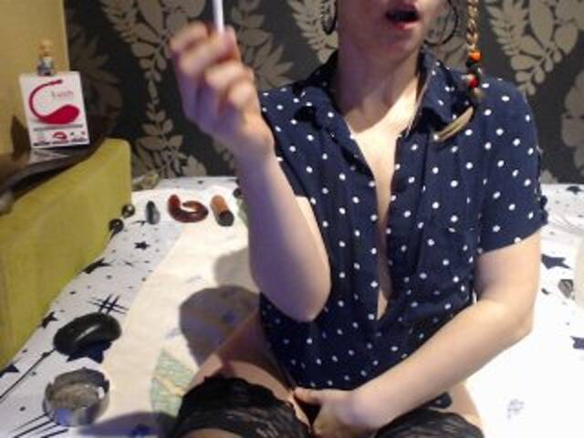 Capturi de ecran de difuzare AngelGirl69