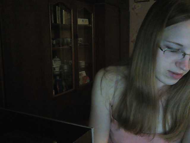 Capturi de ecran de difuzare Angelpussy1