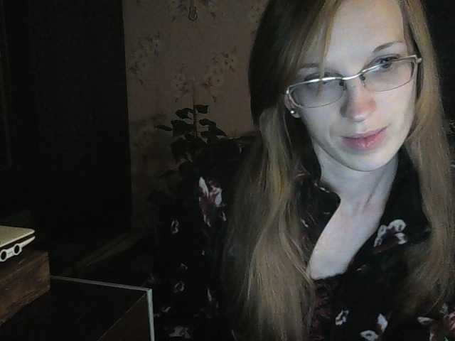 Capturi de ecran de difuzare Angelpussy1