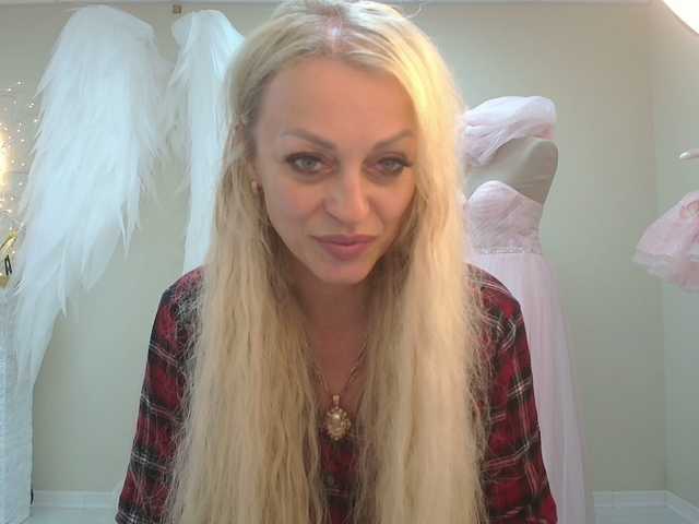 Capturi de ecran de difuzare AngelX40