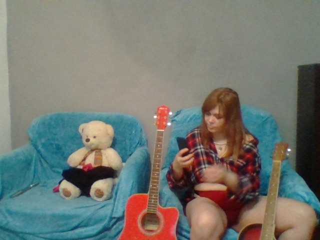 Capturi de ecran de difuzare AnitaBunny