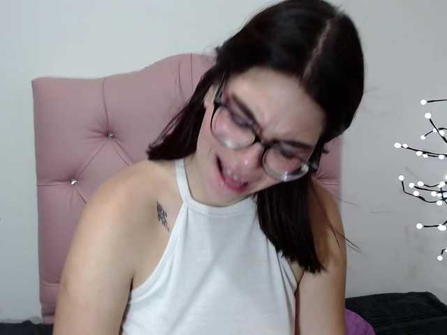 Capturi de ecran de difuzare canela_love