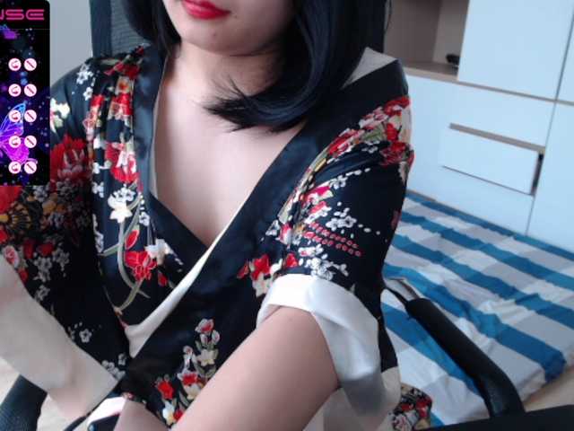 Capturi de ecran de difuzare Anna-bigboobs