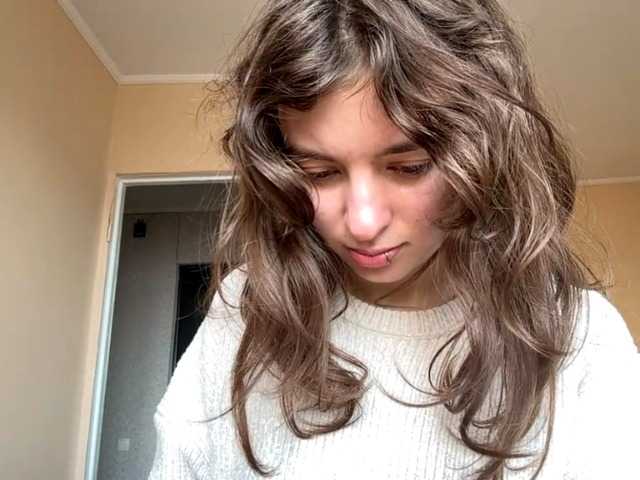 Capturi de ecran de difuzare AnnabellKowalkowski