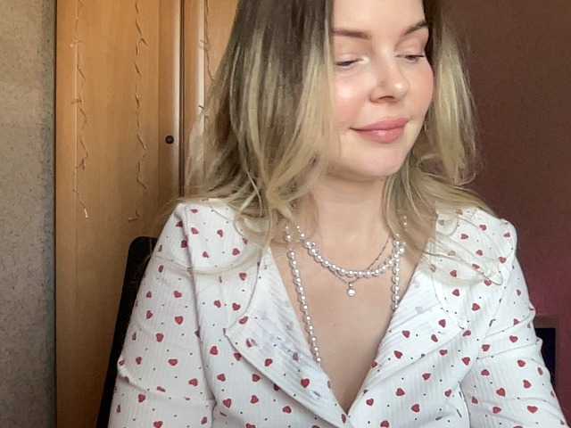 Capturi de ecran de difuzare AnnaHere
