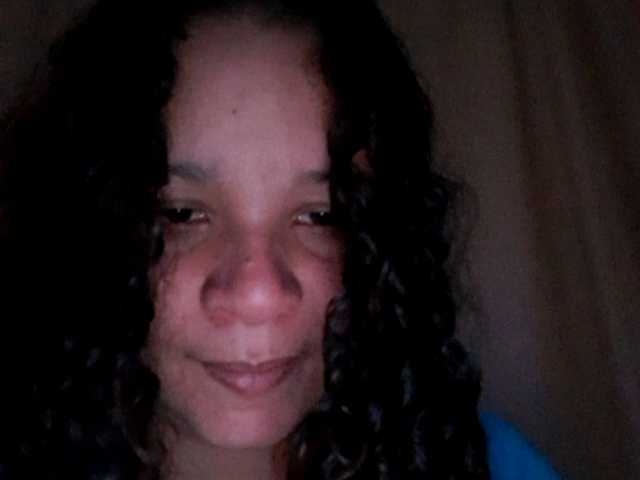 Capturi de ecran de difuzare AnnaMally