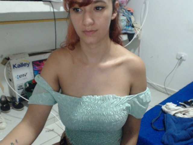 Capturi de ecran de difuzare annieclark