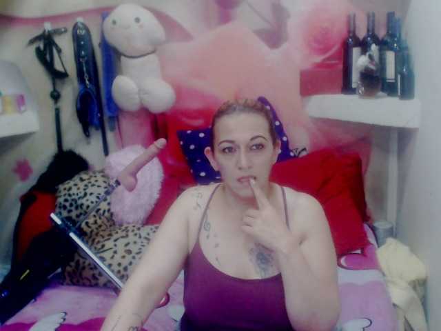 Fotografii annysalazar I want to premiere my new toy come help me achieve my goal 100 tokens For every 3 tokens vibration ultra long let's have me wet