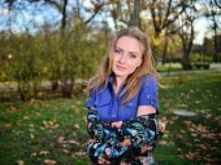 Chat video erotic antiya1