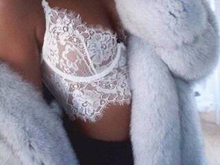 Chat video erotic Araina92