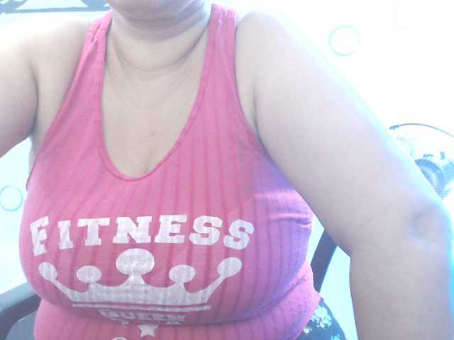Fotografii ARDIMATURESEX #bbw #bigbelly #bigboobs #grandmother Lovense Lush : Device that vibrates longer at your tips and gives me pleasures #lovense