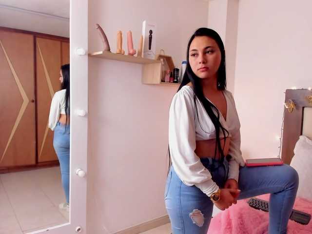 Fotografii Ariana-bel Today I hope a great day and I know a little as a new model in Bongacams.com