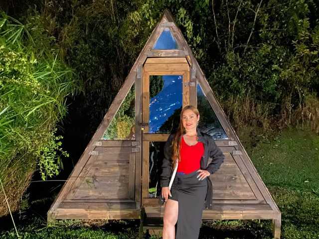 Fotografie a profilului ArianaDiosa