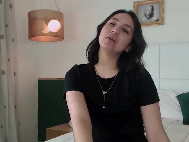 Capturi de ecran de difuzare AriAngels