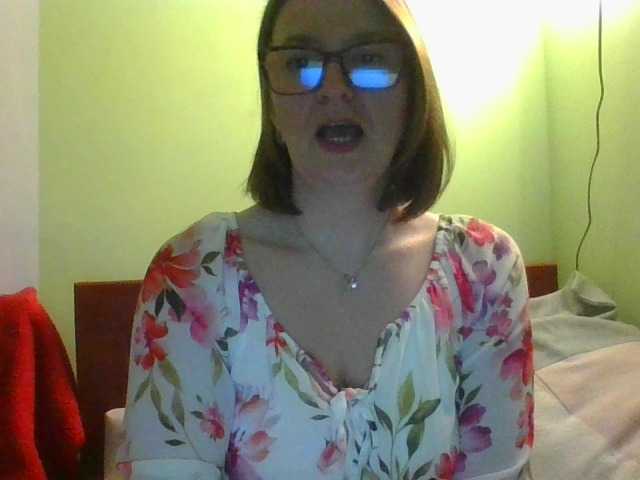 Capturi de ecran de difuzare ARINA-XXX
