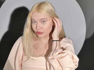 Chat video erotic Arisharisha