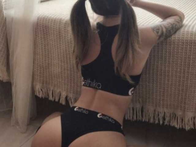 Fotografie a profilului Virgin_pussy