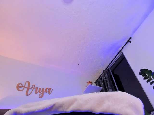 Capturi de ecran de difuzare aryalee