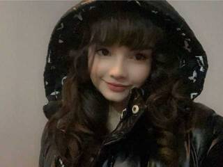 Chat video erotic AryaStarky