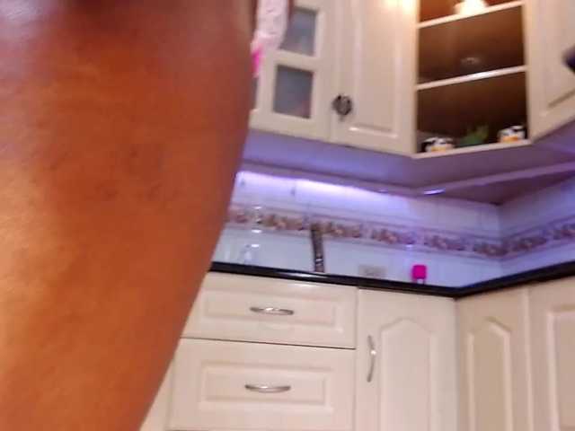 Capturi de ecran de difuzare AshanttiGate