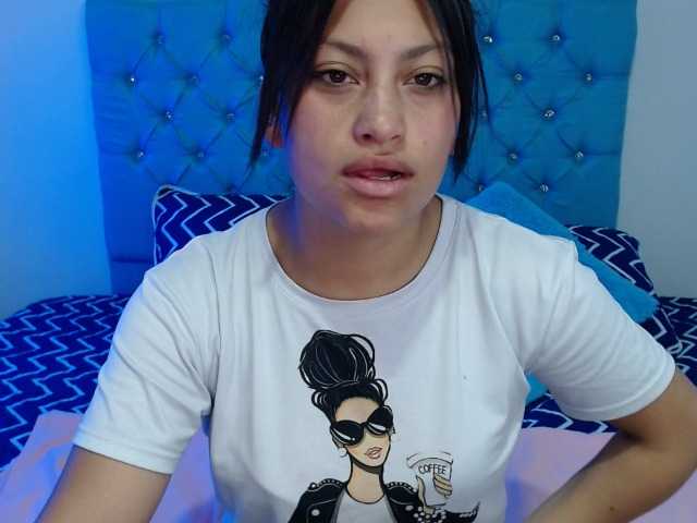 Capturi de ecran de difuzare ASHHLEYROBERT