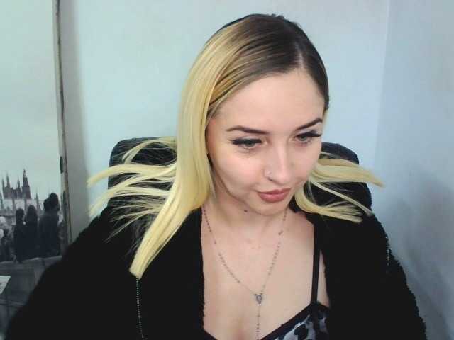 Capturi de ecran de difuzare Ashleey