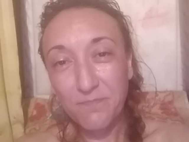 Capturi de ecran de difuzare AshleyAsh