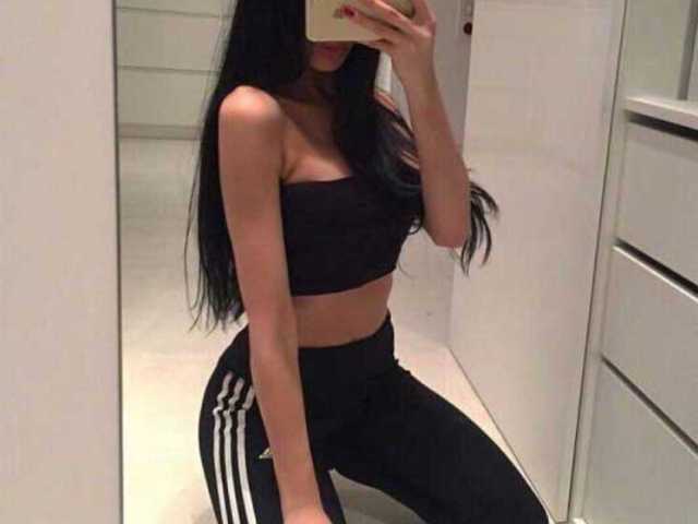 Fotografie a profilului AshleyCyrus