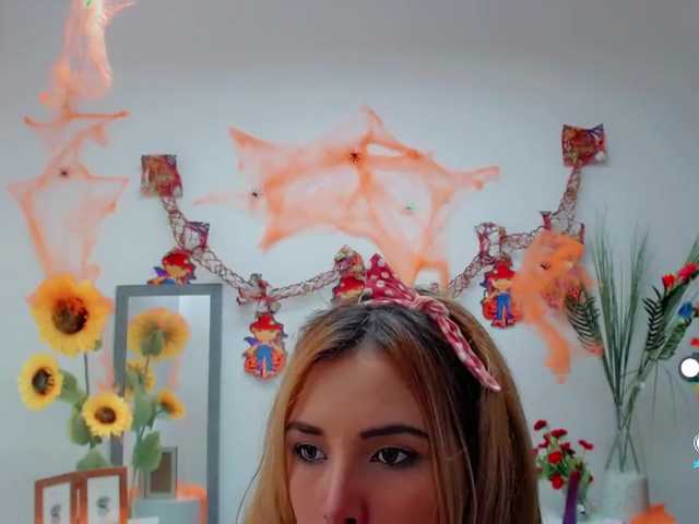 Fotografii Ashlie-- Welcome to my room // Happy Halloween // What do you expect to have fun with me? // Goal: AnalShow 857 //