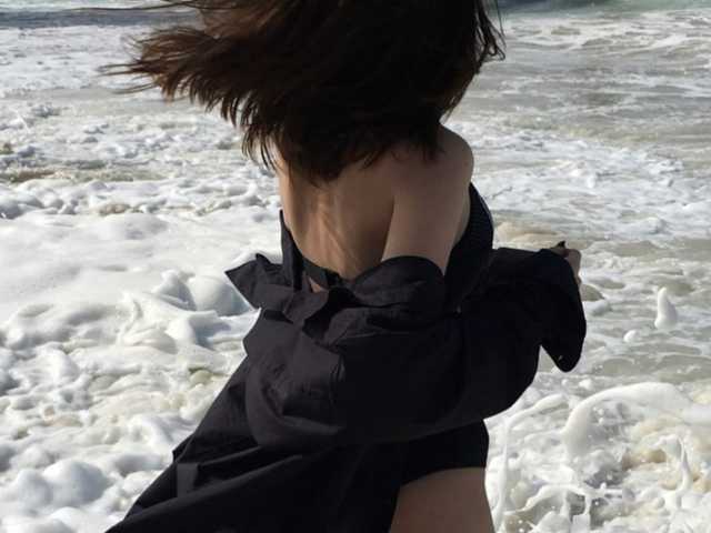 Fotografie a profilului ASHLIE-BROWN