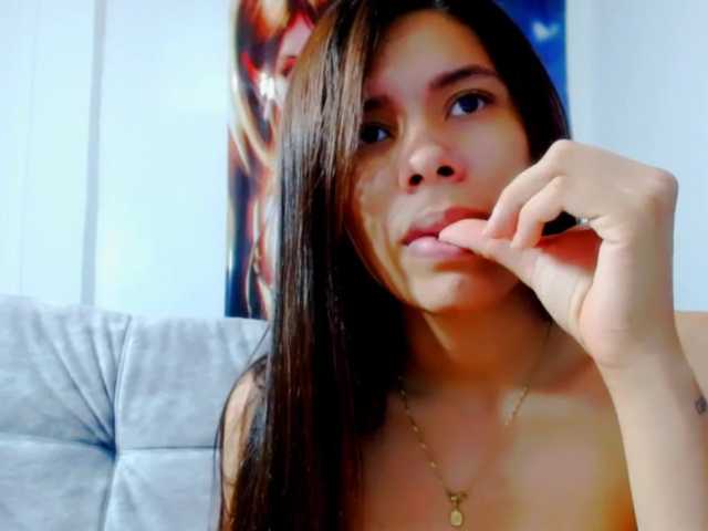 Capturi de ecran de difuzare Ashly95