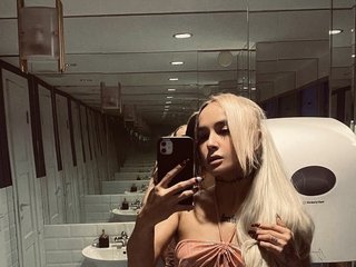 Chat video erotic AshMila