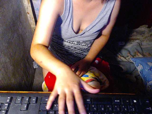 Fotografii AsianHotGirl hi bby give me 20 token for my tits 30 ass 100 pussy