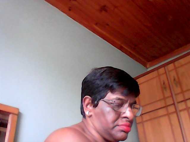 Capturi de ecran de difuzare asianleanne